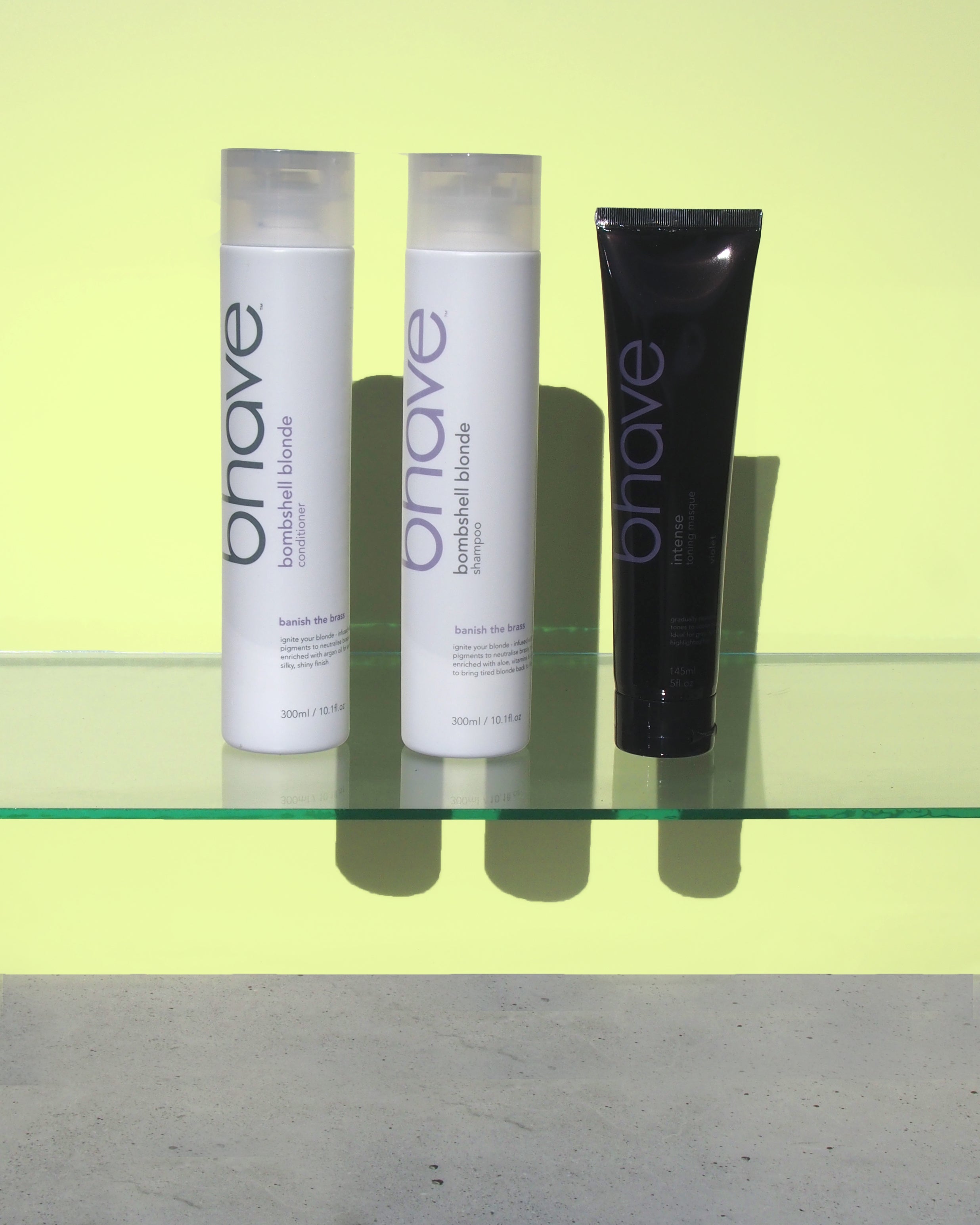 blonde_trio_af360b30-fb0f-4c92-b9e8-988901a811f8.jpg